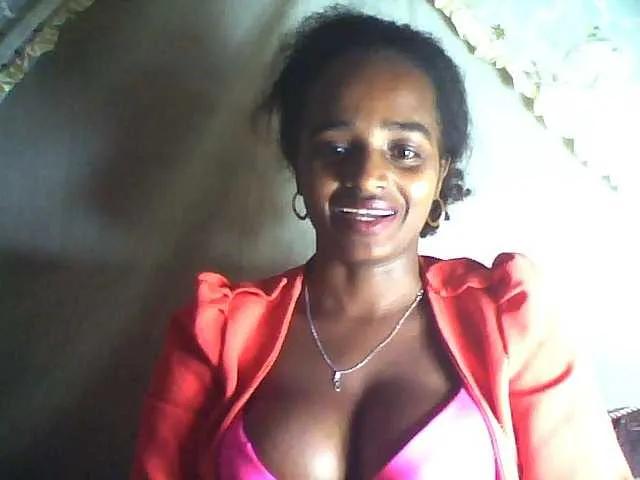 Offline Flania on BongaCams