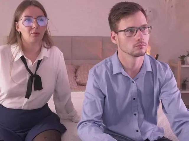 Offline FluffyHat on BongaCams