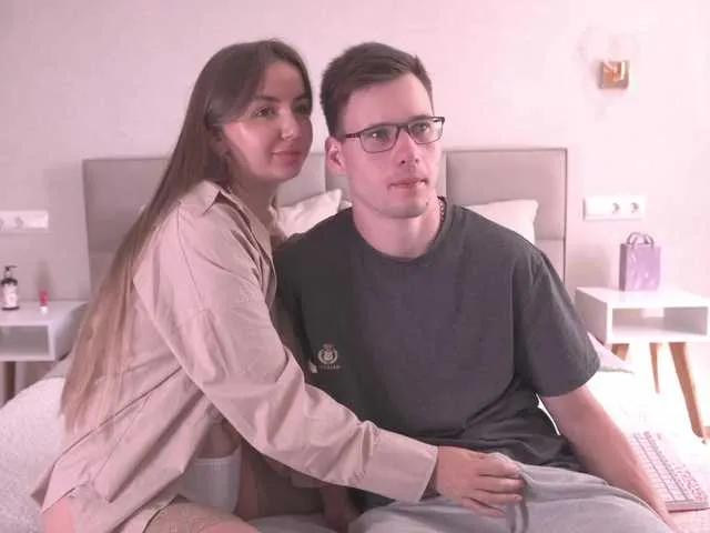 Offline FluffyHat on BongaCams