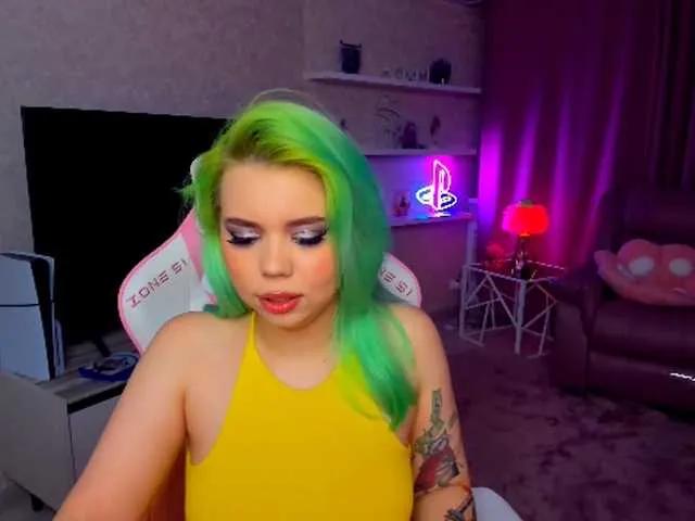 Offline FunnyVibe on BongaCams