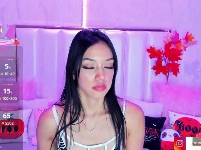 Freechat HellenParis on BongaCams