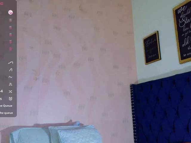 Freechat Hotlatinateacher on BongaCams