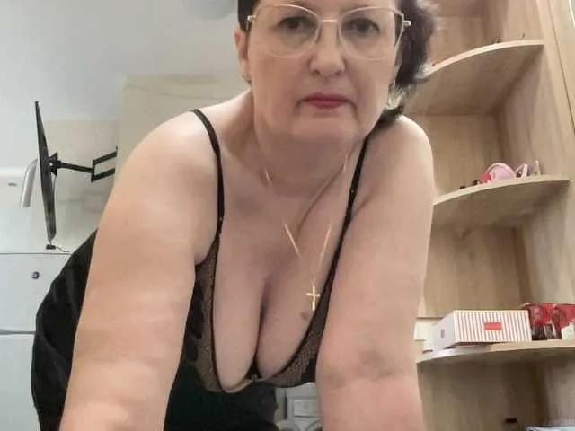 Offline HotMilfPussy on BongaCams