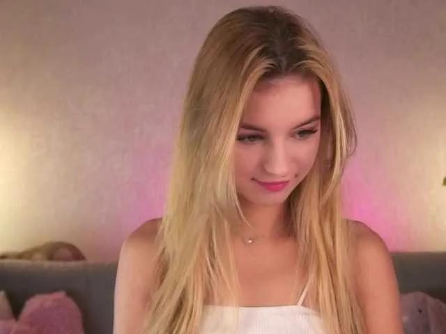 Offline ilittleheara on BongaCams