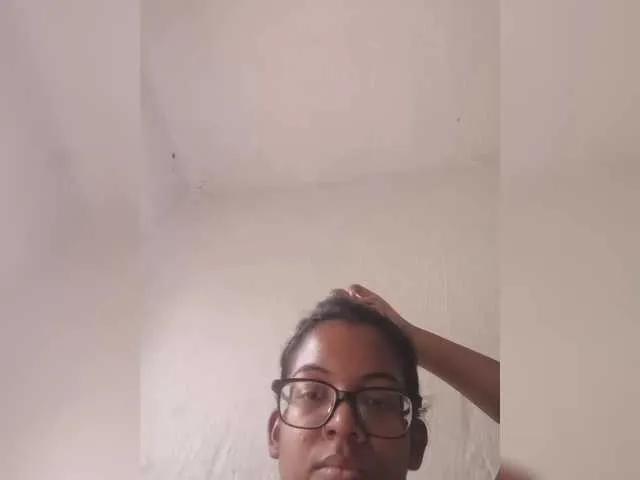 Offline IndianBeaut on BongaCams