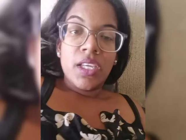 Offline IndianBeaut on BongaCams