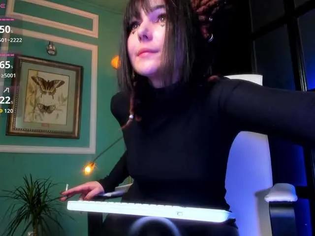 Freechat ingridblondy94 on BongaCams