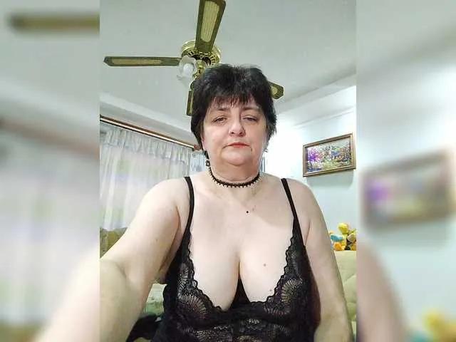 Freechat IsXLoves on BongaCams