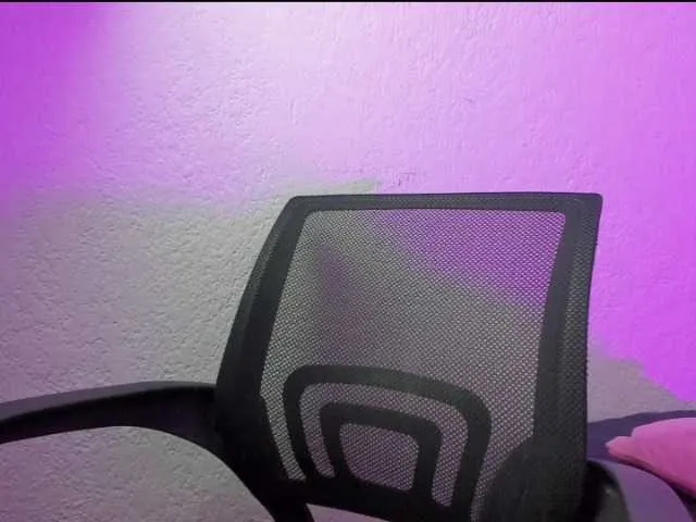 ityes15 on BongaCams