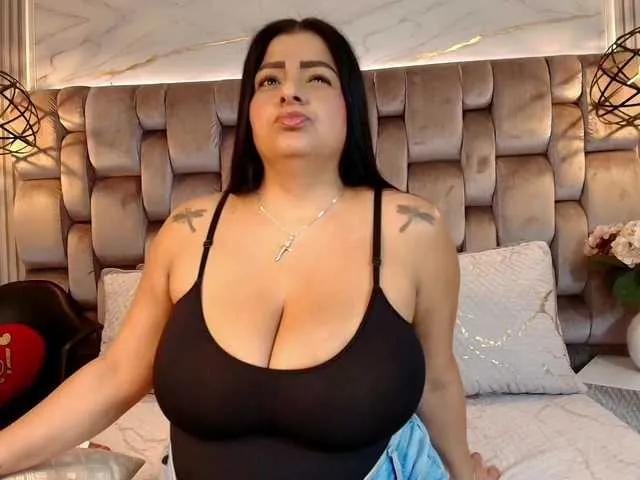 Offline JeenSexy on BongaCams