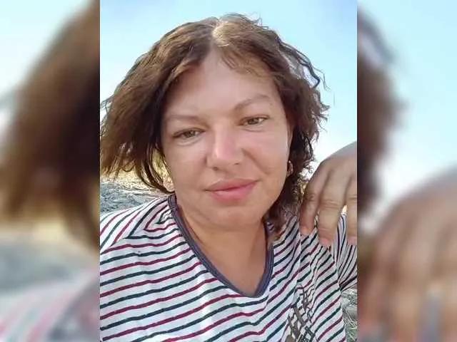 Offline Juliamad on BongaCams