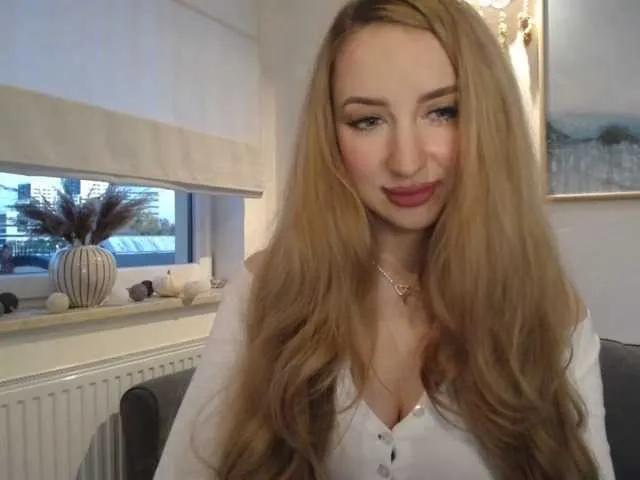 Offline JulietteGlow on BongaCams