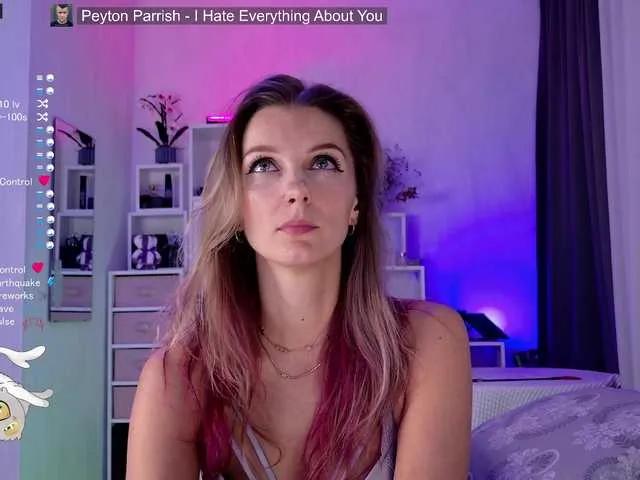 Freechat Karamelsw on BongaCams