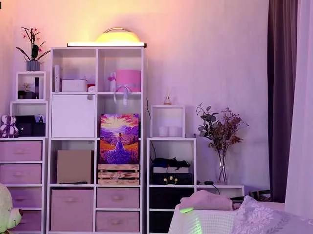 Freechat Karamelsw on BongaCams