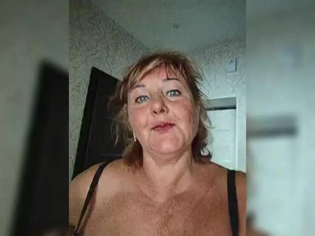 Offline KarinkaSweet on BongaCams