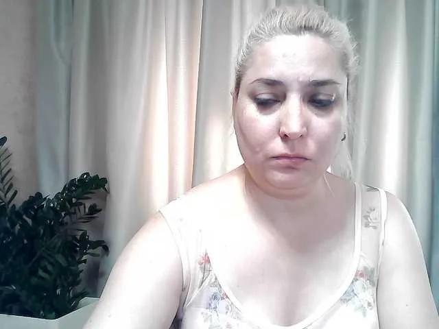 Offline KickaIricka on BongaCams