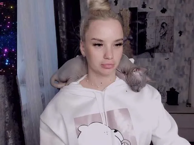 KiraKrox on BongaCams