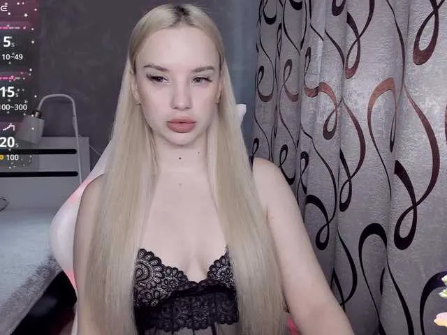 KiraKrox on BongaCams