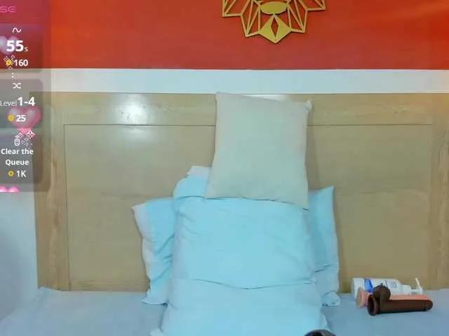 Offline kitty-sweeety on BongaCams