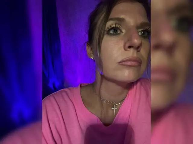 Offline KotiMrrr on BongaCams