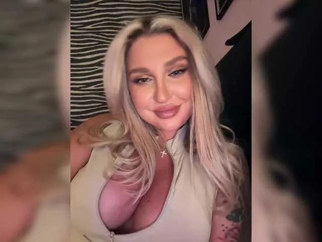 Offline Kotofeyka1 on BongaCams