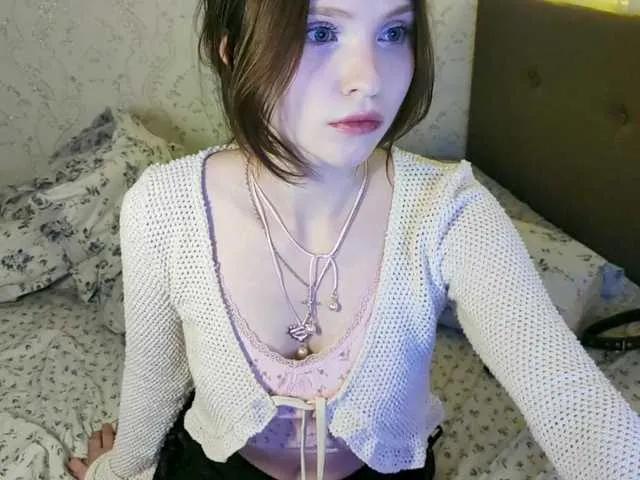 Freechat l1ttle-puppy on BongaCams