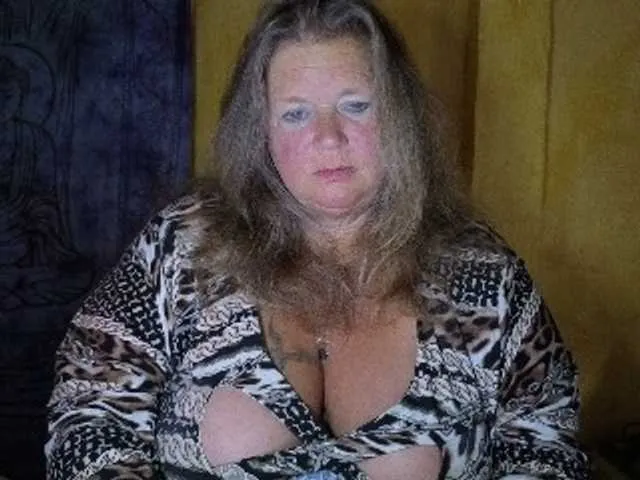 lady-vamp on BongaCams