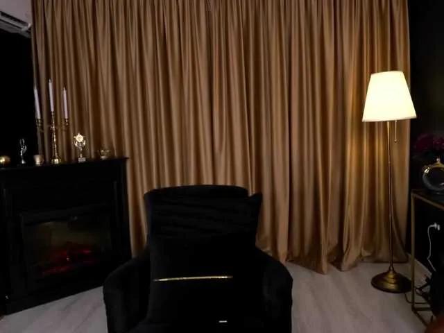 Offline lady-vanya on BongaCams