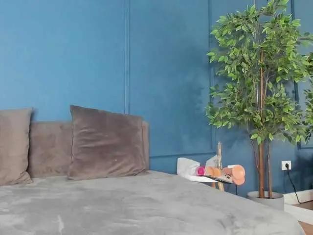 Offline LaurennRoss on BongaCams