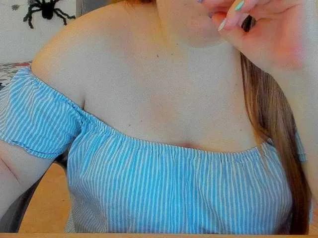 Offline Leilia on BongaCams