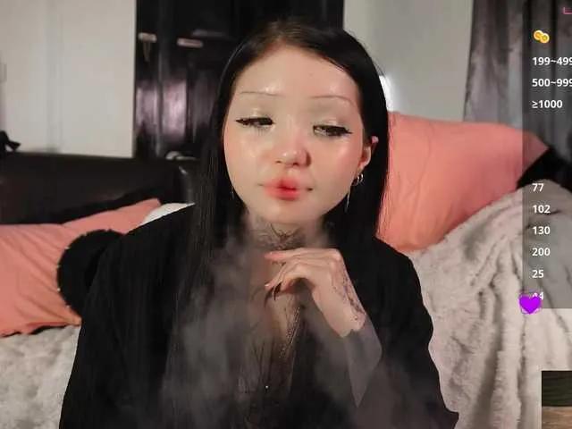 Freechat Leinbone on BongaCams