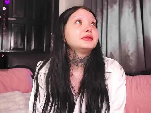 Freechat Leinbone on BongaCams