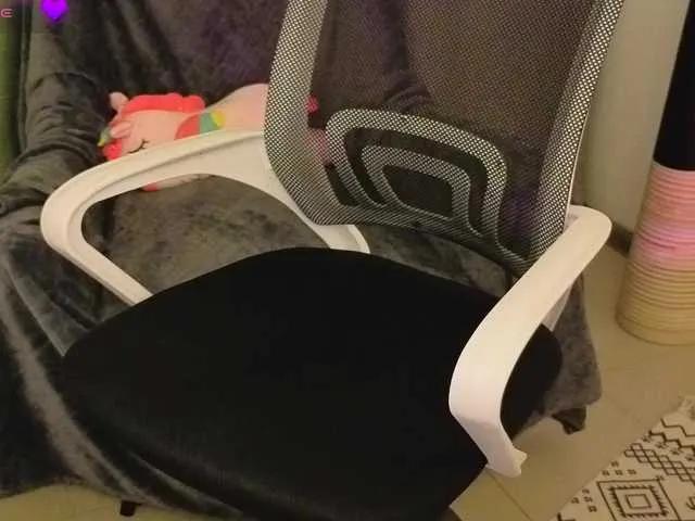 Offline LexieSun on BongaCams