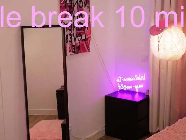 Offline LiaGotti on BongaCams