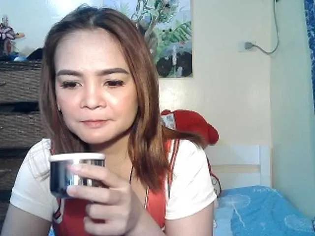 Offline lilymaepinay on BongaCams