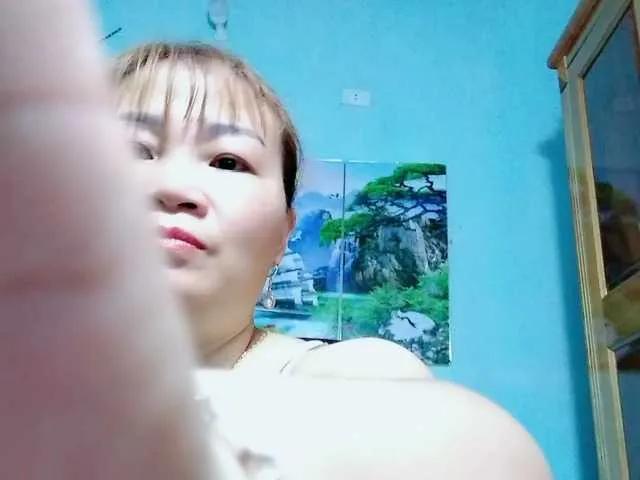 Offline Linhanhsex2k on BongaCams