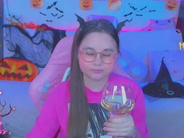 Offline LittleKitsune on BongaCams