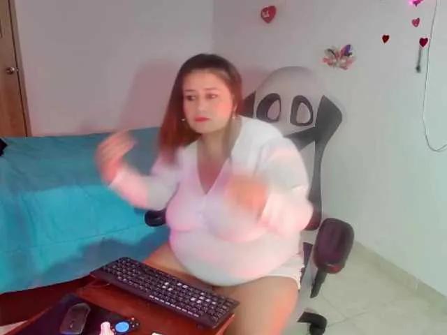 Freechat Lizz-Milf on BongaCams