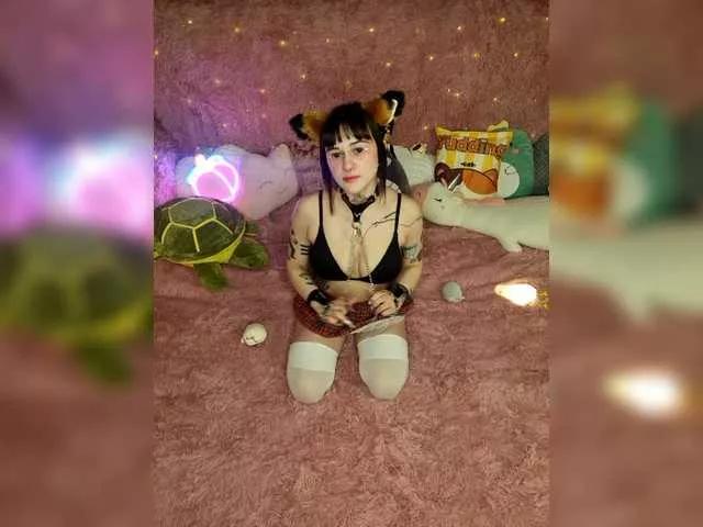 Offline LolyMolly on BongaCams