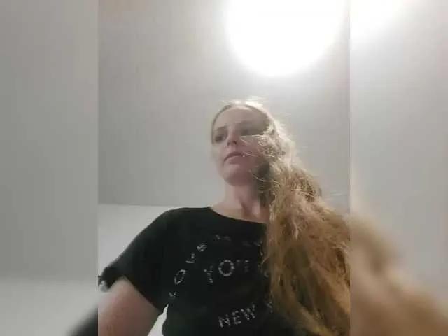 Offline Lulu-Erotica on BongaCams