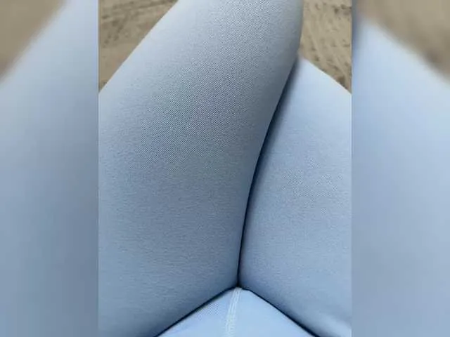 Madison01 on BongaCams