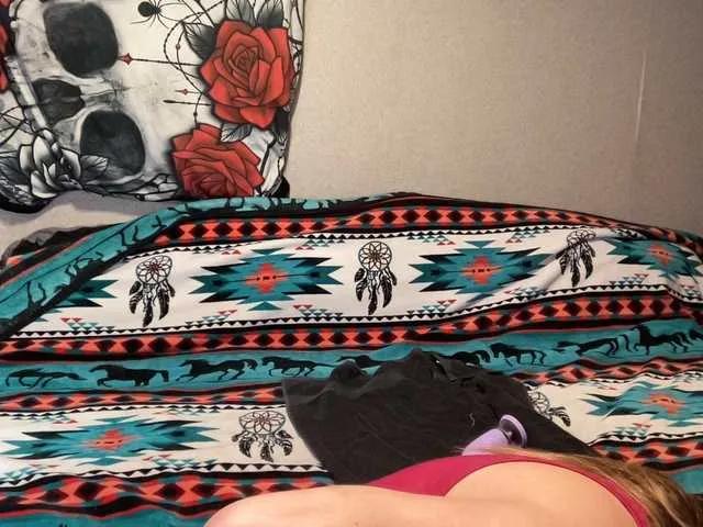 Offline maramaze on BongaCams