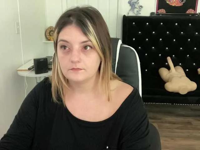 Offline maramaze on BongaCams