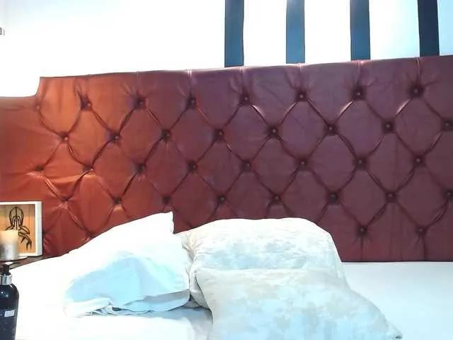 Offline MariaJoseWalkerC on BongaCams