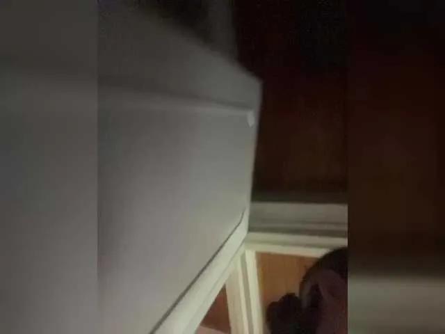 Offline mariecam420 on BongaCams