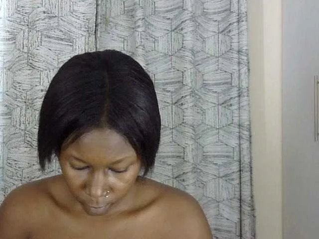 Marionlolo on BongaCams