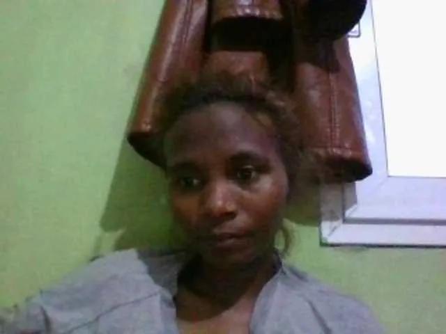 Freechat Mayah21a on BongaCams