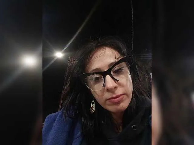 Medi1105 on BongaCams