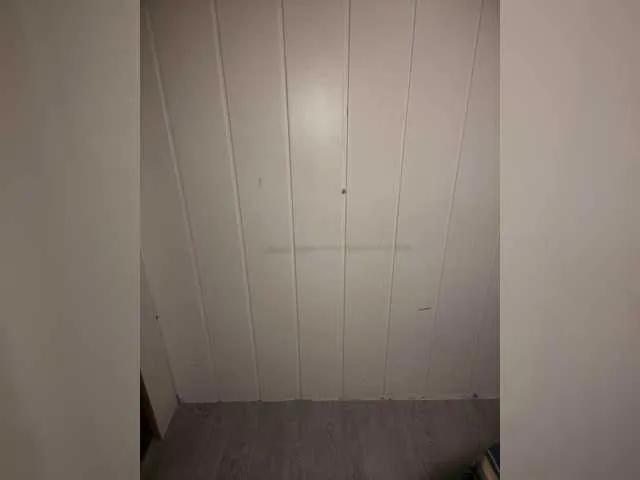 Offline MidnightEva on BongaCams