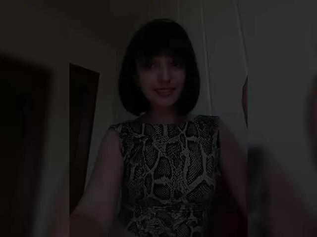 Offline MidnightEva on BongaCams